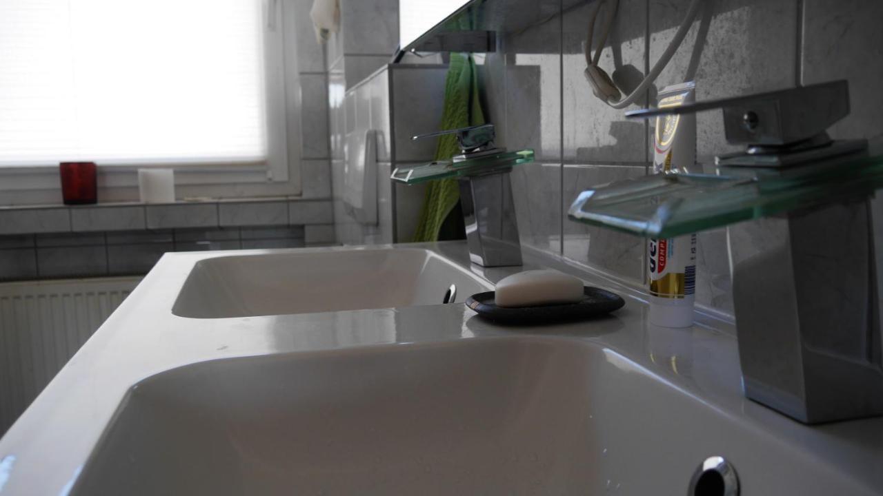 Grosszugige Wohnung Mit Herkulesblick Nahe Uni Kassel Buitenkant foto