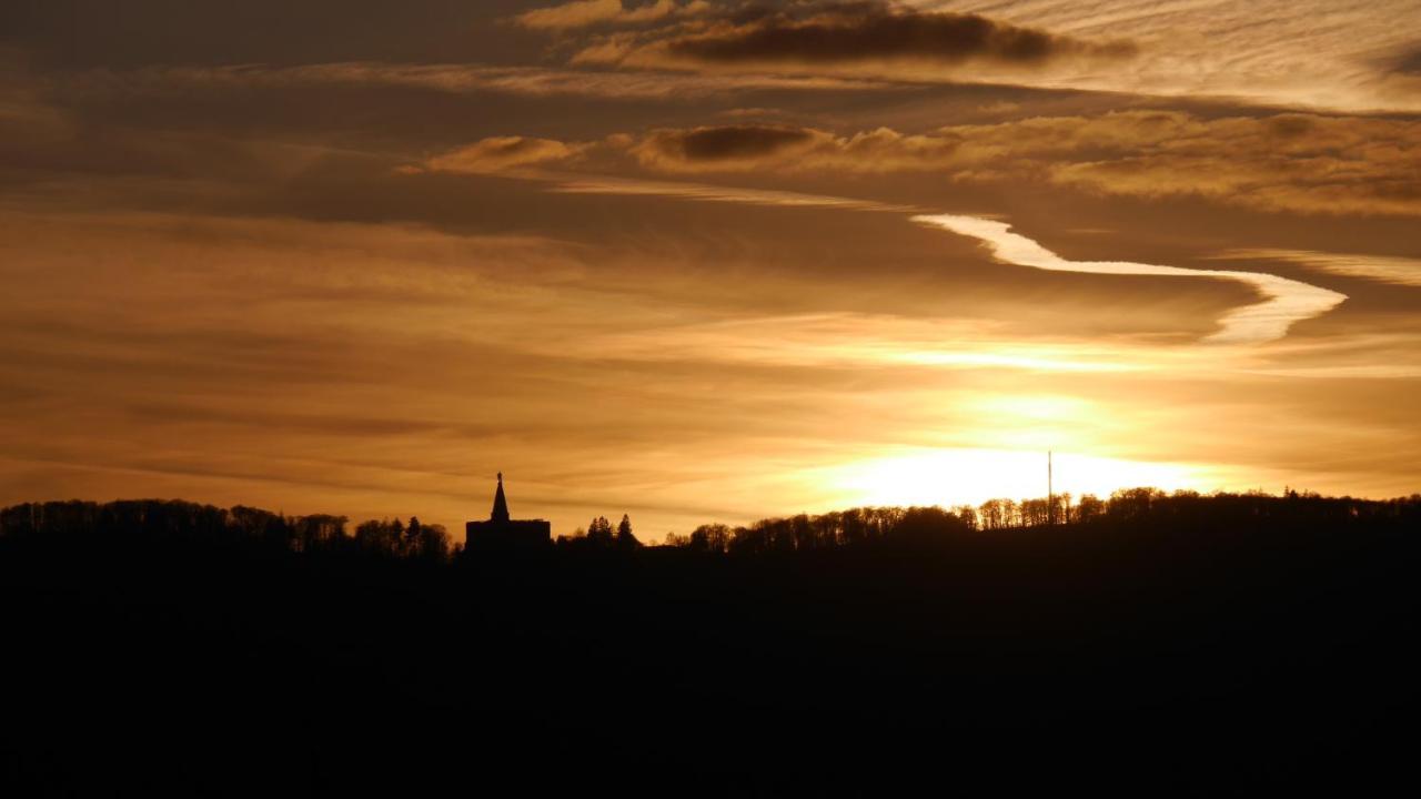 Grosszugige Wohnung Mit Herkulesblick Nahe Uni Kassel Buitenkant foto